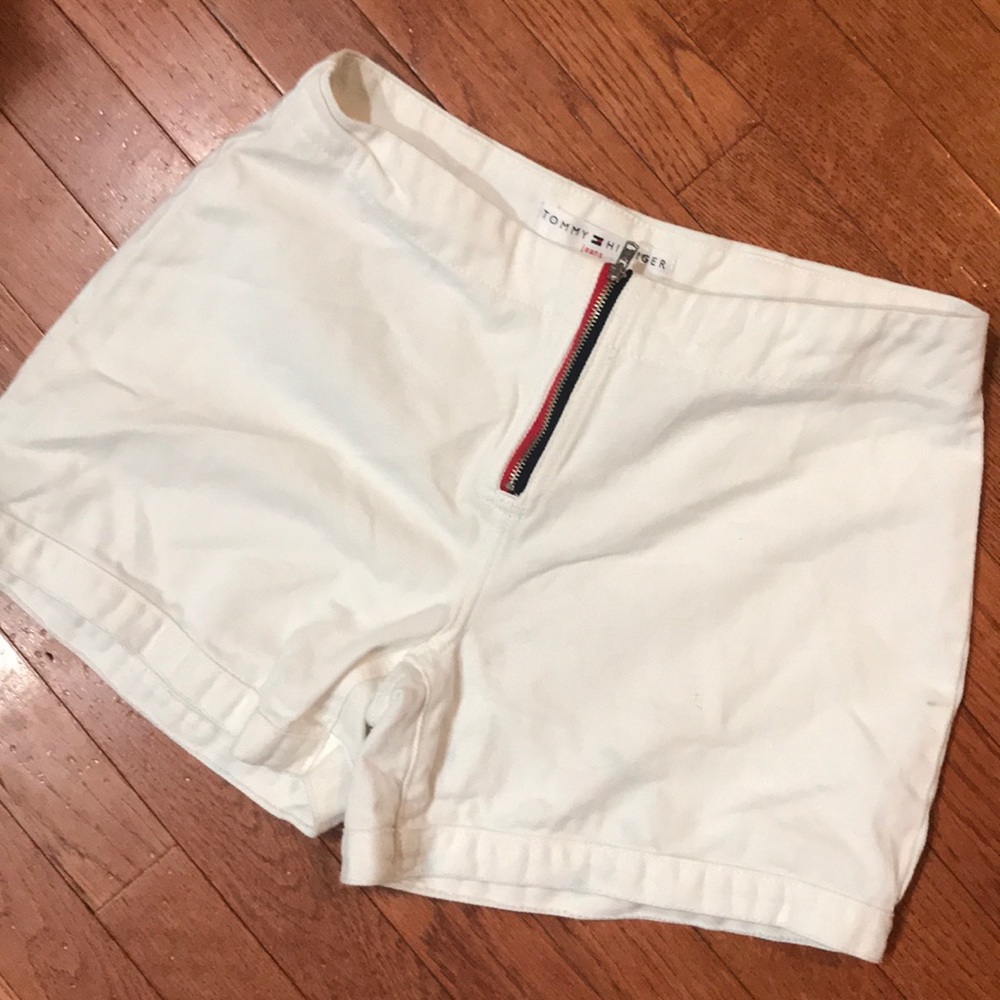 High Waisted Tommy Shorts